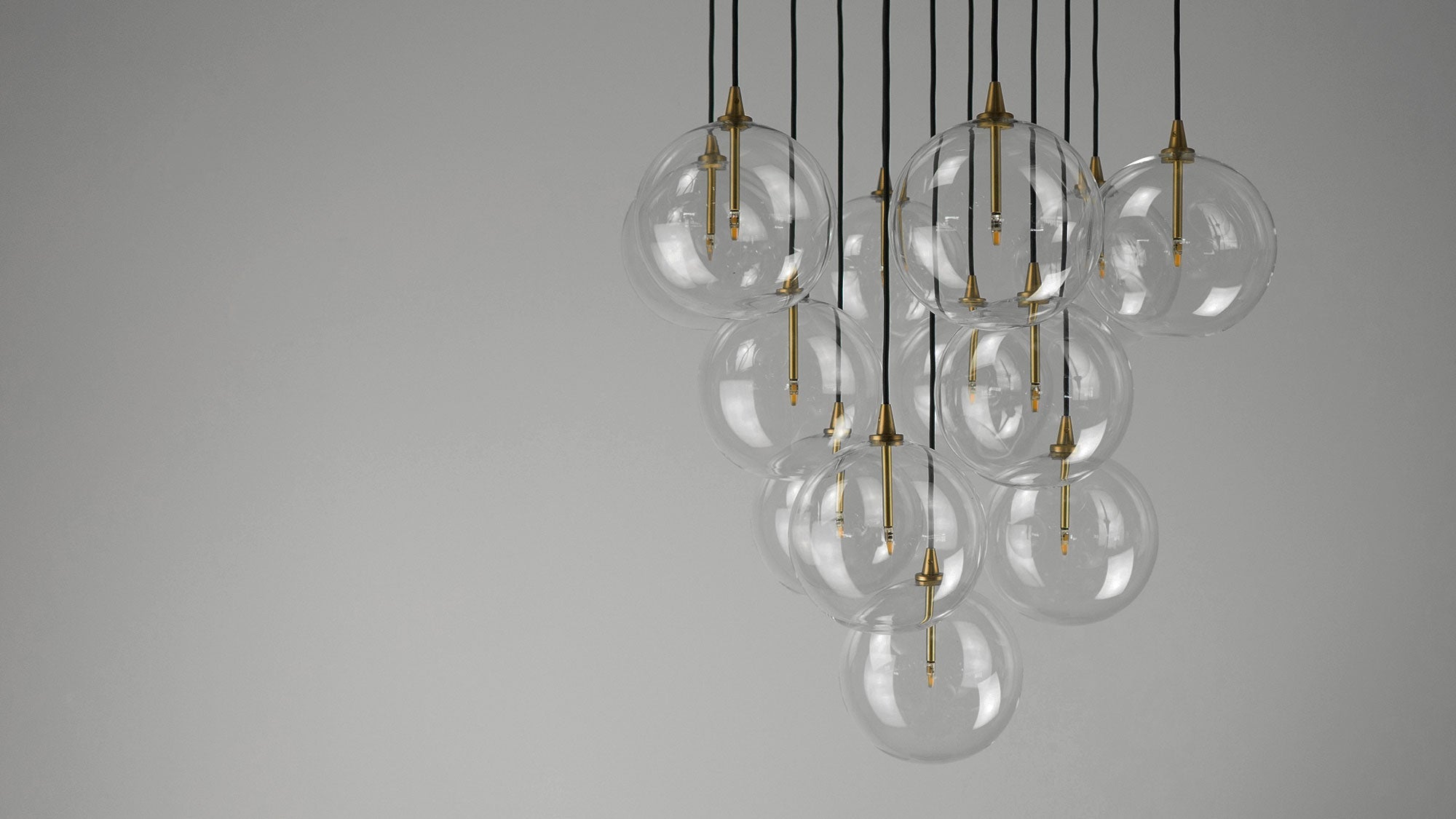 Schwung Cluster Transparent Globe Chandelier 13 Lights